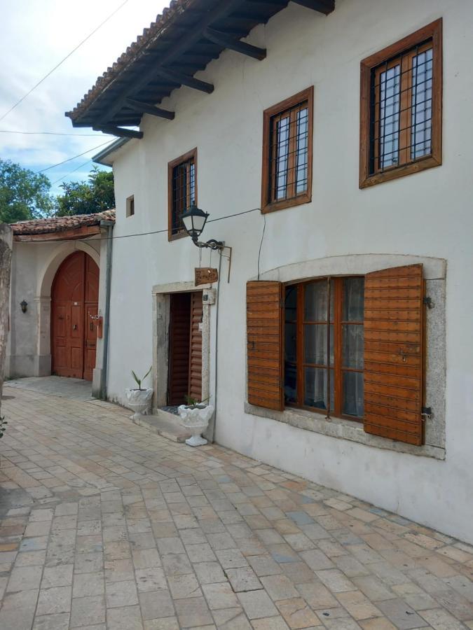 Gjestgiverier For Rent